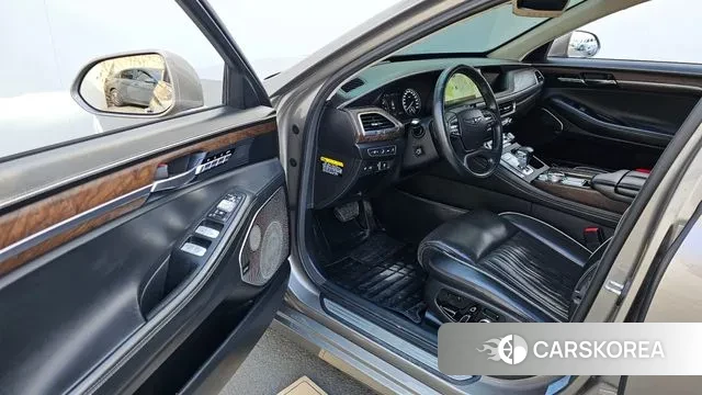 Genesis G90 2019 Серебристо-серый из Кореи, фото 2