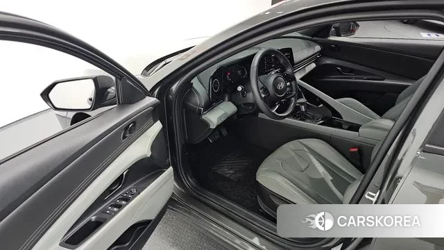 Hyundai The New Avante (CN7) 2023 Серый из Кореи, фото 2