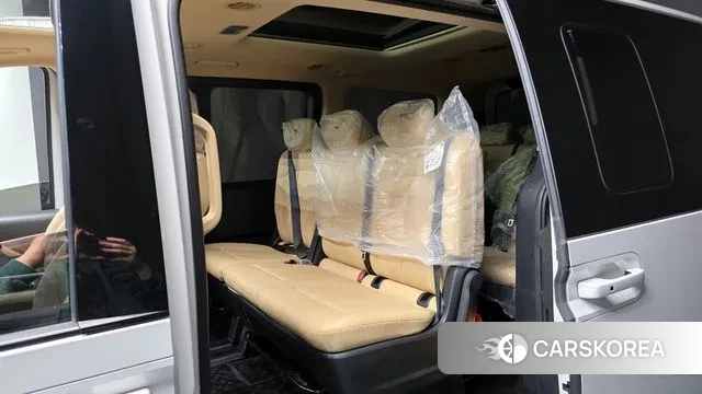 Hyundai Staria 2021 Белый из Кореи, фото 2