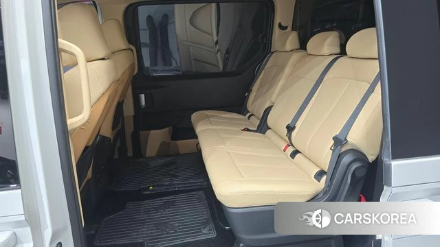 Hyundai Staria 2021 Белый из Кореи, фото 2