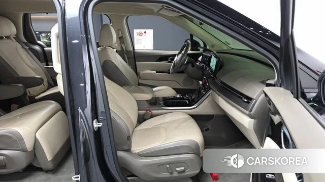 Kia Carnival 4th generation 2022 Серый из Кореи, фото 2
