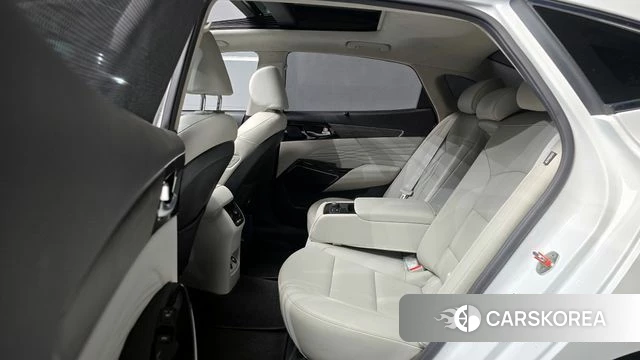 Kia K7 Premier Hybrid 2020 Белый из Кореи, фото 2