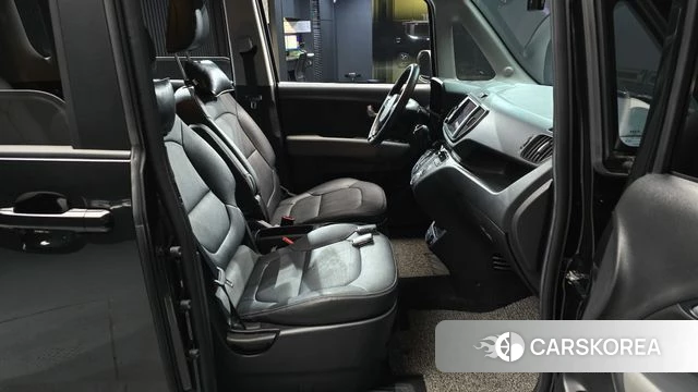 Kia The New Kia Ray 2023 Черный из Кореи, фото 2