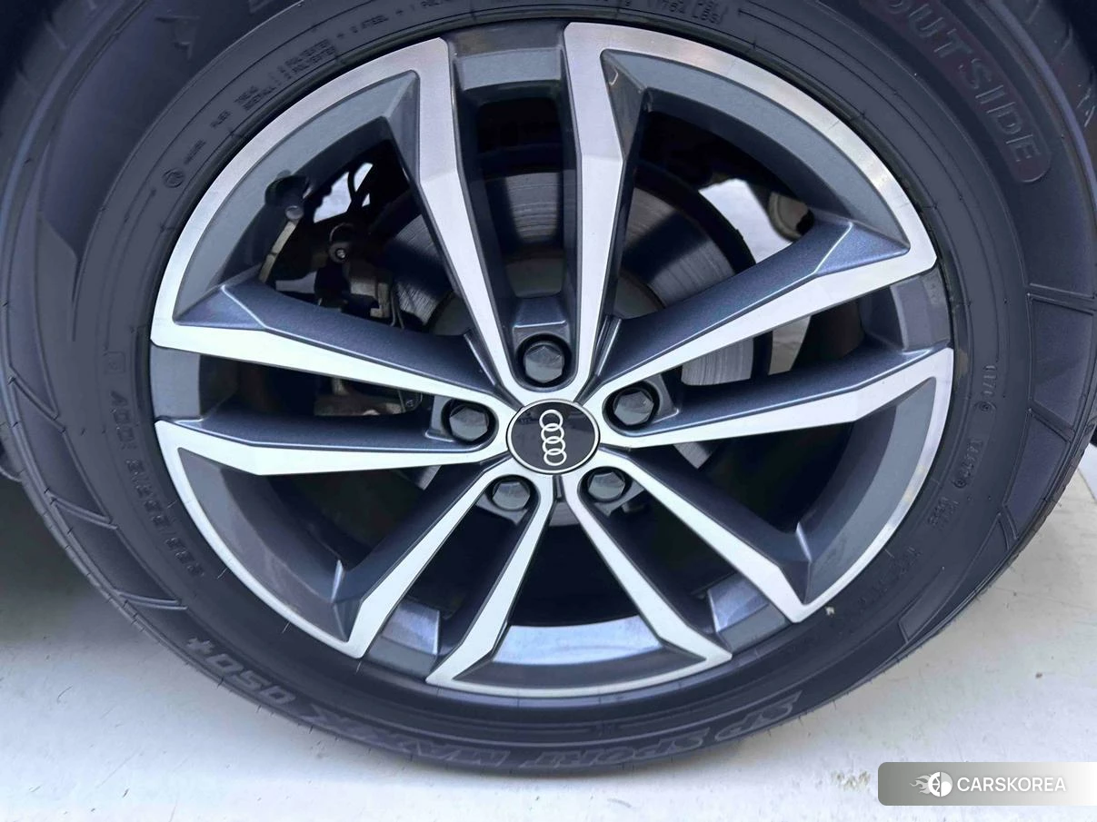 Audi Q3 2022 Белый из Китая, фото 2