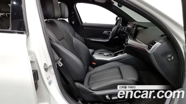 BMW 3 Series (G20) 2023 Белый из Кореи, фото 2