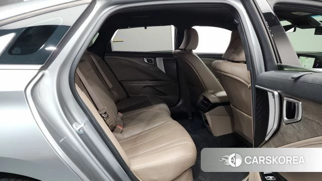 Kia K8 Hybrid 2022 Серебряный из Кореи, фото 2