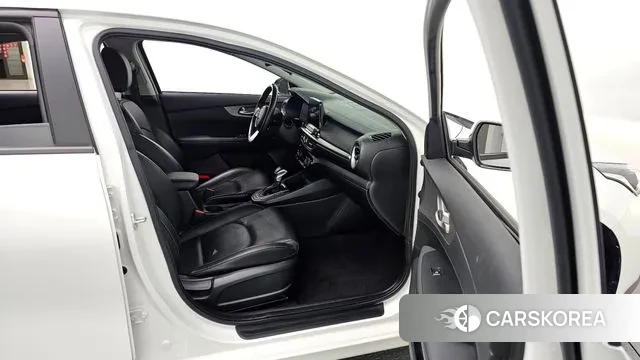 Kia Come New K3 2021 Белый из Кореи, фото 2