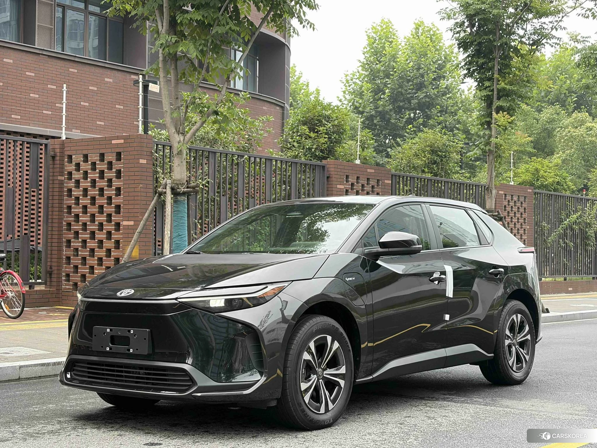 Toyota Platinum Wisdom 4X 2024 Черный из Китая, фото 2
