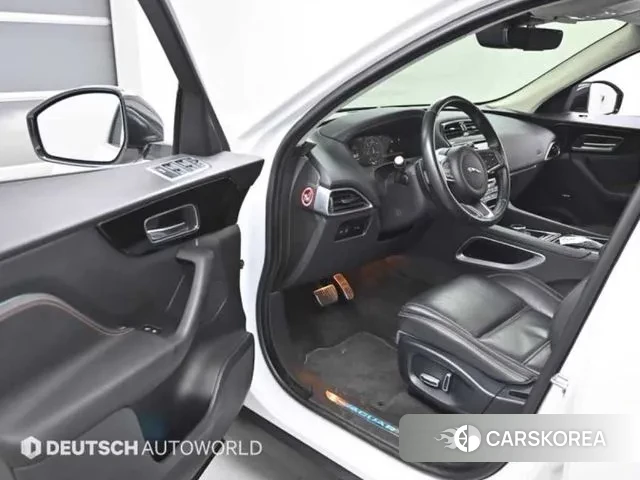 Jaguar F-PACE 2019 Белый из Кореи, фото 2