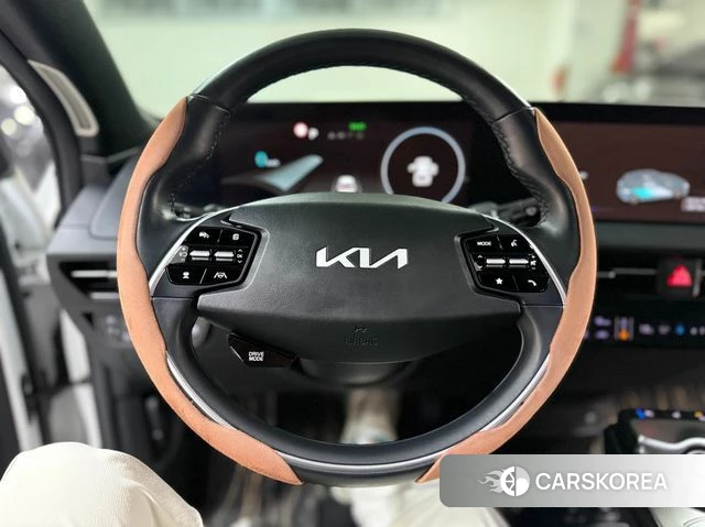 Kia EV6 2022 Белый из Кореи, фото 2