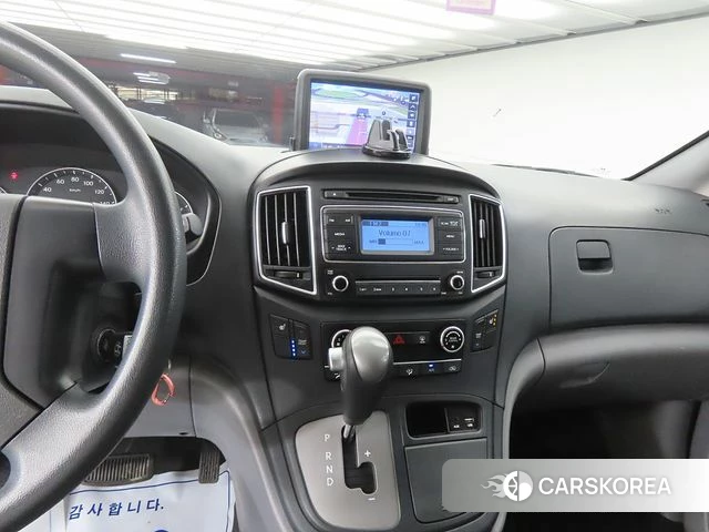 Hyundai Grand Starex 2018 Серебряный из Кореи, фото 2