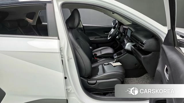 Hyundai Kona (SX2) 2023 Белый из Кореи, фото 2