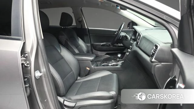 Kia Sportage 4th Generation 2018 Серый из Кореи, фото 2