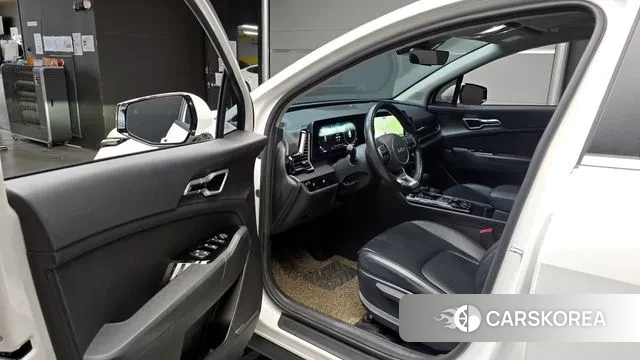 Kia Sportage 5th Generation 2023 Белый из Кореи, фото 2