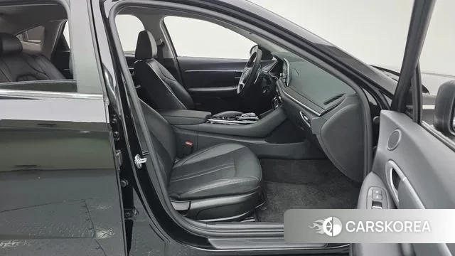 Hyundai Sonata (DN8) 2021 Черный из Кореи, фото 2