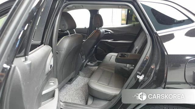 Chevrolet (GM Daewoo) Trax Crossover 2025 Черный из Кореи, фото 2