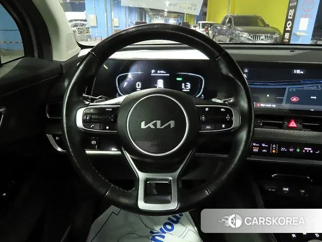 Kia Sportage 5th Generation Hybrid 2022 Серебристо-серый из Кореи, фото 2