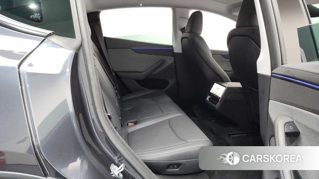 Tesla Model Y 2025 Серый из Кореи, фото 2