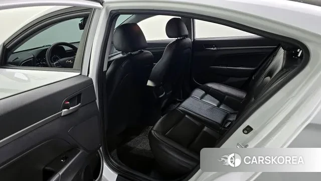 Hyundai Avante AD 2018 Белый из Кореи, фото 2