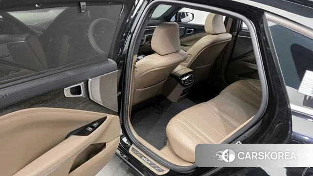 Kia K8 Hybrid 2022 Черный из Кореи, фото 2