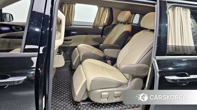 Kia Carnival 4th generation 2022 Черный из Кореи, фото 2