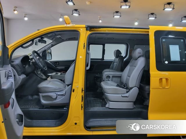 Hyundai The New Grand Starex 2020 Желтый из Кореи, фото 2