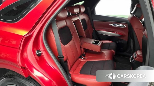 Genesis GV70 2021 Красный из Кореи, фото 2
