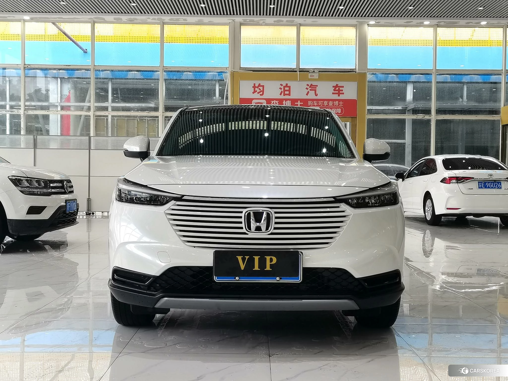 Honda Vezel 2022 Белый из Китая, фото 2