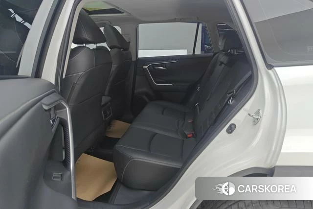 Toyota RAV4 Rongfang 2023 Белый из Китая, фото 2