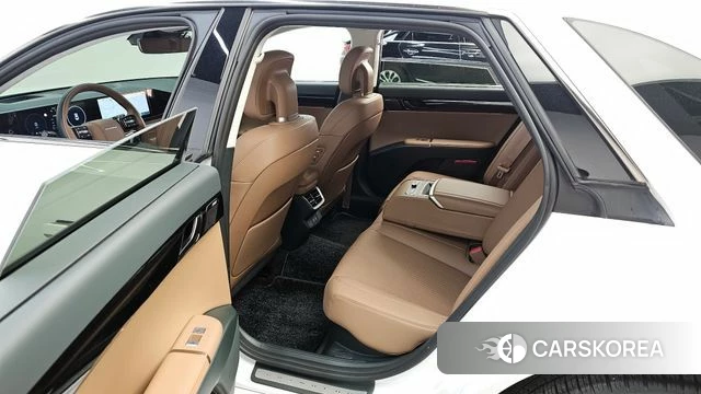 Hyundai Grandeur Hybrid (GN7) 2023 Белый из Кореи, фото 2