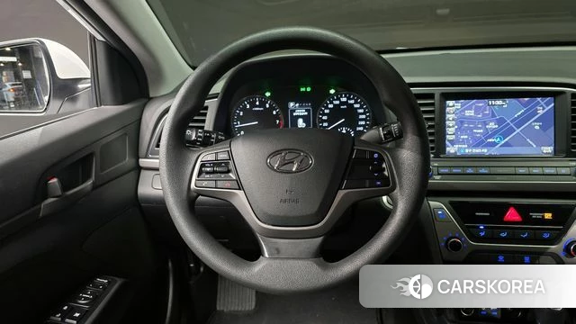 Hyundai Avante AD 2018 Белый из Кореи, фото 2