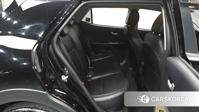Kia Stonic 2019 Серый из Кореи, фото 2
