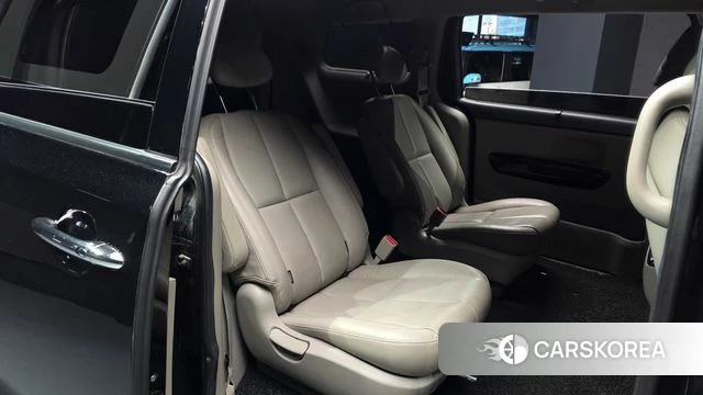 Kia The New Carnival 2018 Черный из Кореи, фото 2