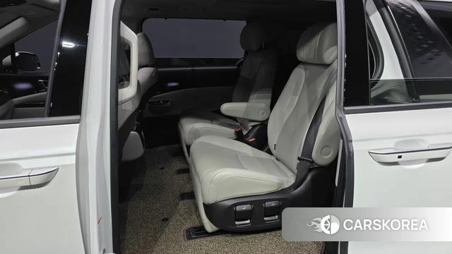 Kia Carnival 4th generation 2023 Белый из Кореи, фото 2