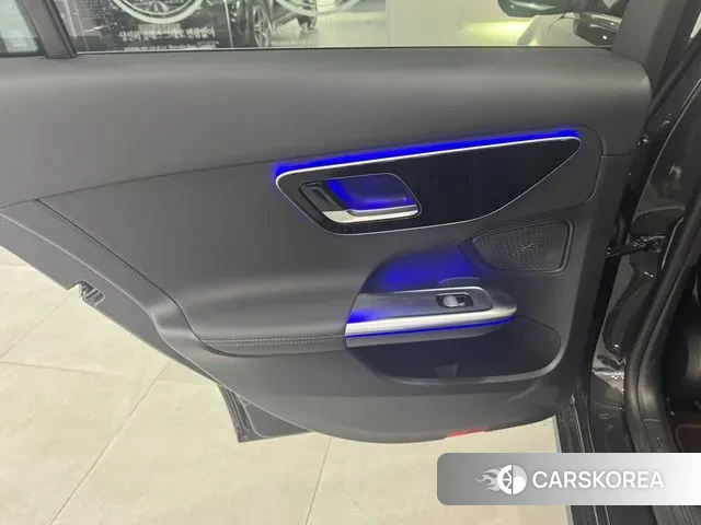 Mercedes-Benz C-Class W206 2025 Серый из Кореи, фото 2