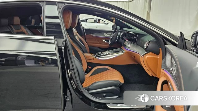 Mercedes-Benz AMG GT 2023 Черный из Кореи, фото 2