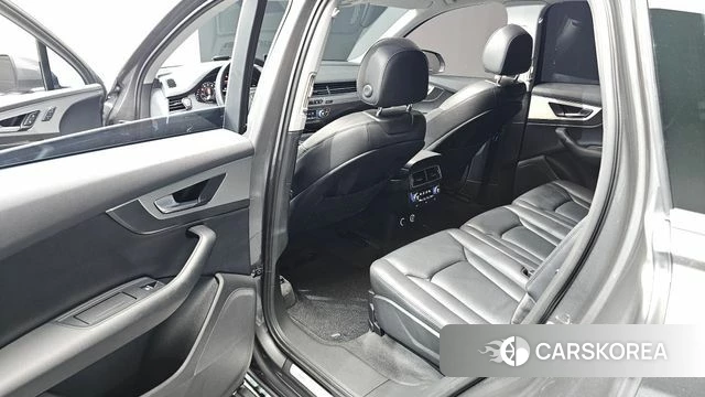Audi Q7 (4M) 2019 Серый из Кореи, фото 2