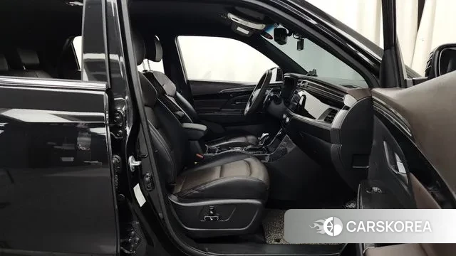 Ssangyong Beautiful Korando 2019 Черный из Кореи, фото 2