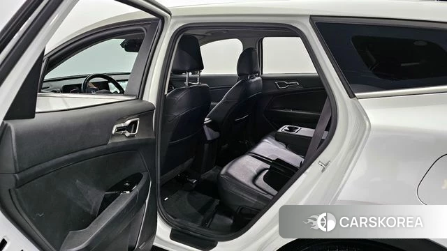 Kia Sportage 5th Generation 2021 Белый из Кореи, фото 2