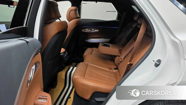 Genesis GV70 2024 Белый из Кореи, фото 2