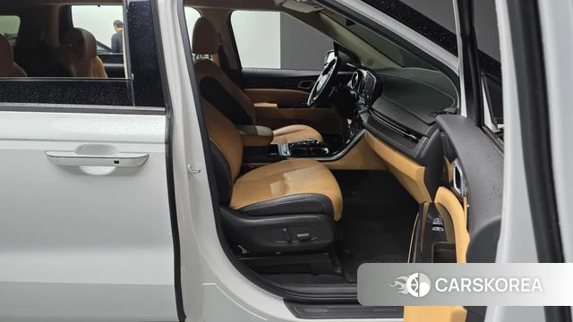 Kia Carnival 4th generation 2021 Белый из Кореи, фото 2