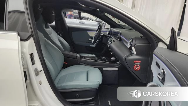Mercedes-Benz CLA-Class C118 2024 Белый из Кореи, фото 2