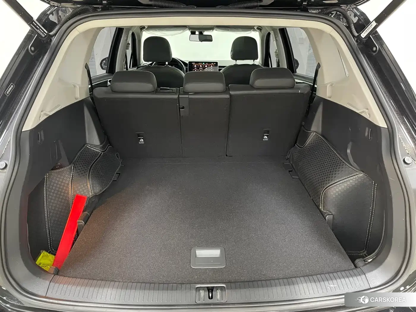 Volkswagen Tiguan L 2023 Черный из Китая, фото 2