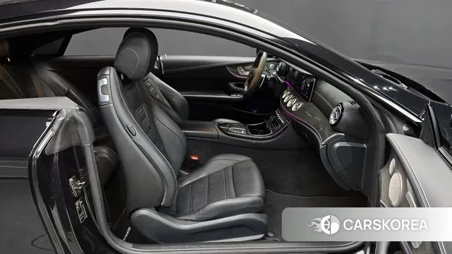 Mercedes-Benz E-Class W213 2022 Черный из Кореи, фото 2