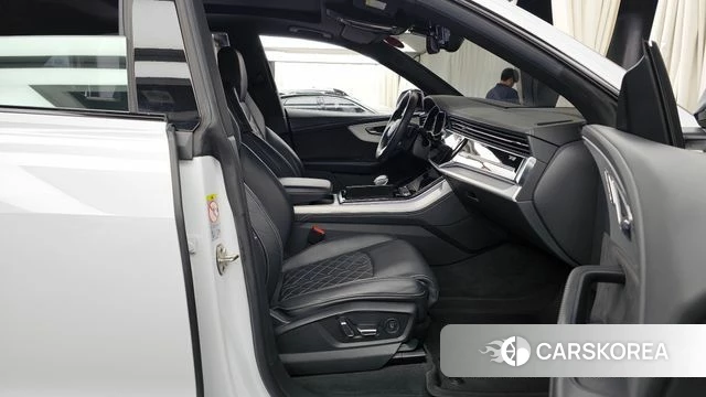 Audi Q8 (4M) 2021 Белый из Кореи, фото 2