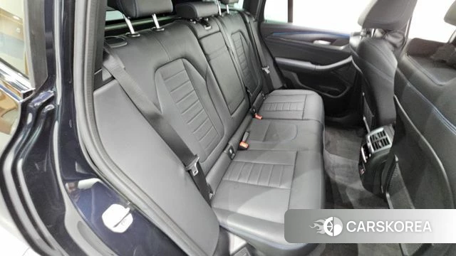 BMW iX3 2023 Черный из Кореи, фото 2