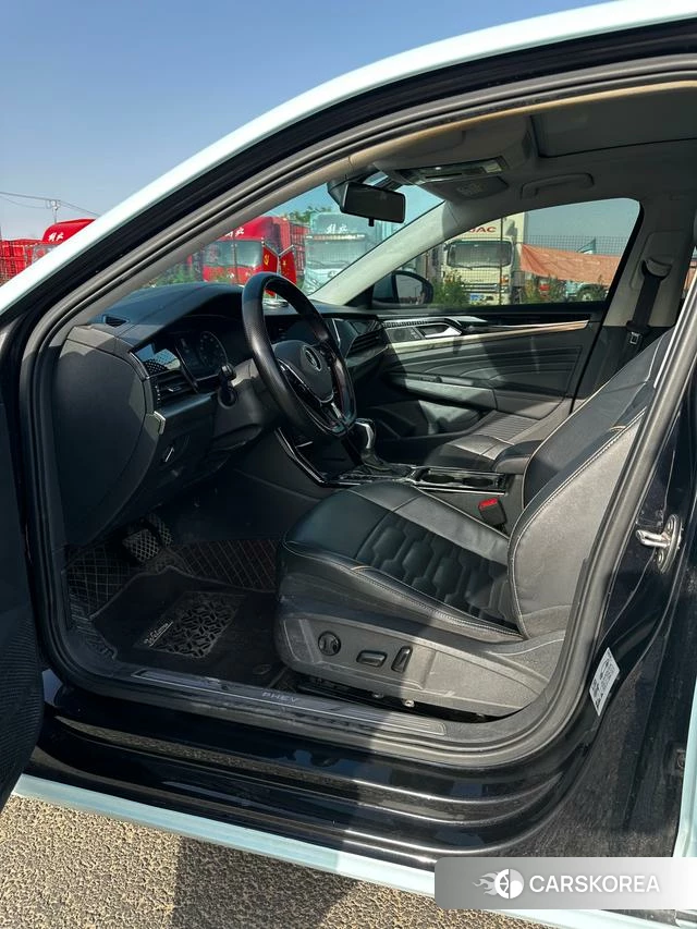 Volkswagen Passat PHEV 2021 Синий из Китая, фото 2