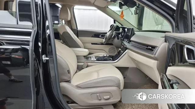 Kia Carnival 4th generation 2021 Черный из Кореи, фото 2