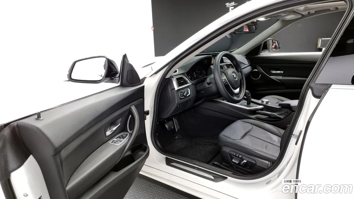 BMW 3 Series GT (F34) 2019 Белый из Кореи, фото 2