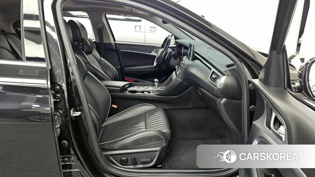 Genesis G70 2018 Черный из Кореи, фото 2